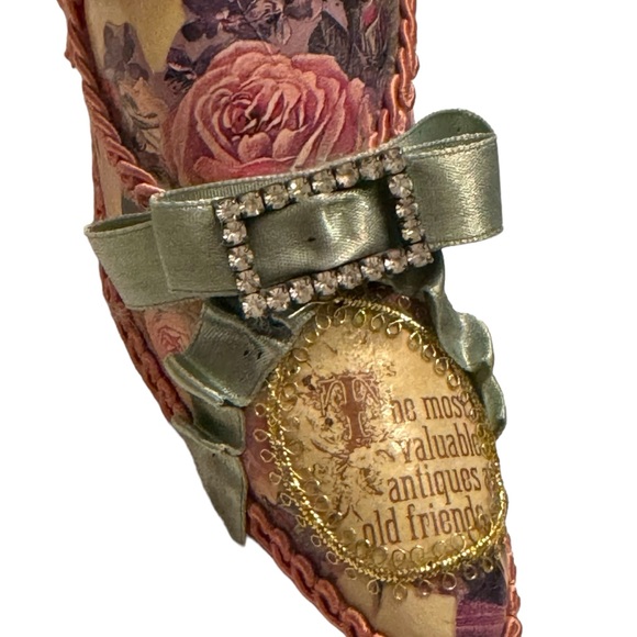 Wayne Kleski Katherines Collection retired Embellished Victorian shoe design - Picture 6 of 9
